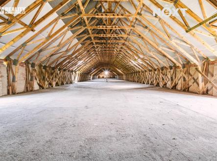 Prodej komerčního objektu, sklad, 4 236 m²