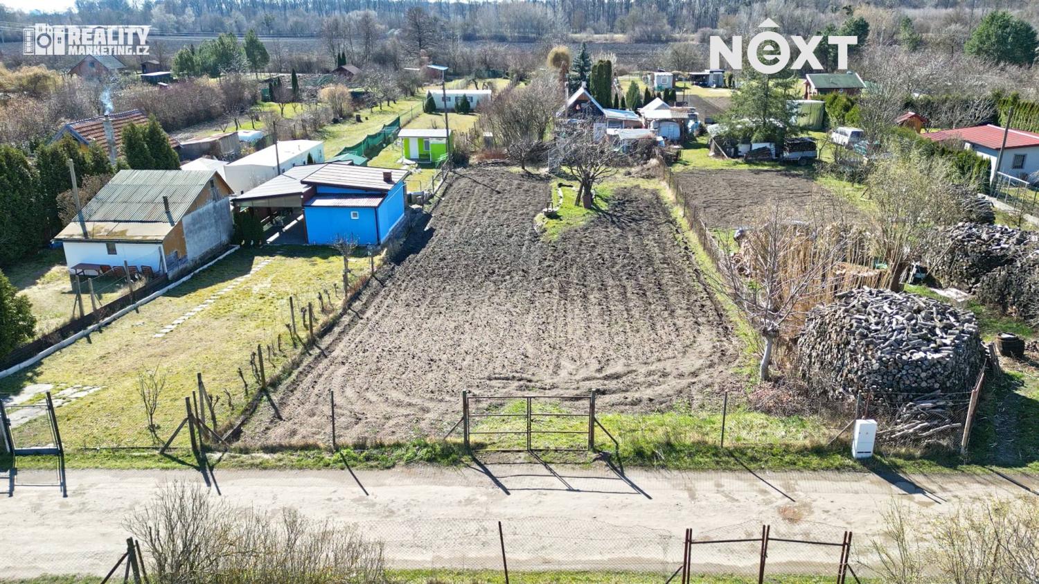 Prodej pozemek Zahrada, 951㎡