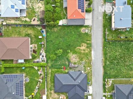 Prodej pozemku pro bydlení, 738 m²