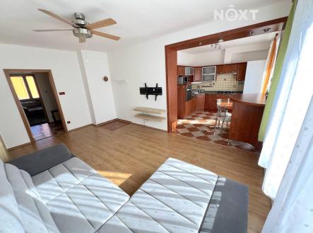 Pronájem bytu, 2+kk, 77 m²