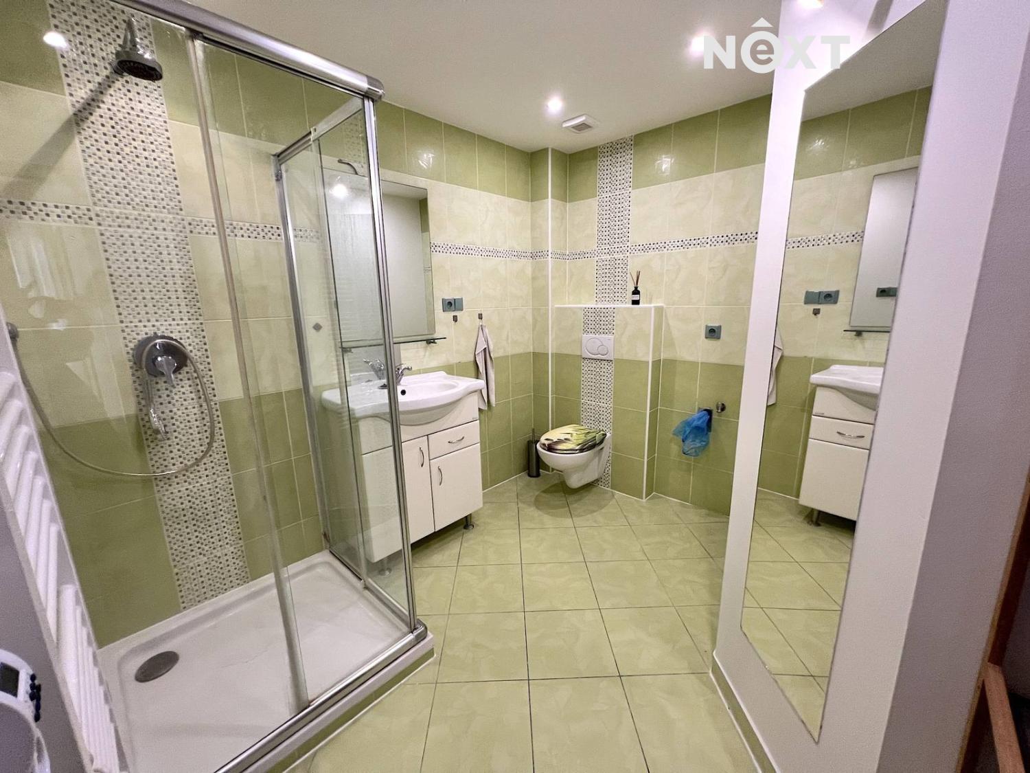 Pronájem byt 2+kk, 65㎡