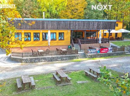 Prodej komerčního objektu, jiný, 1 697 m²