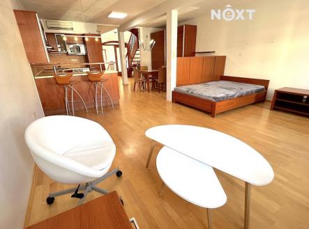 Pronájem bytu, 2+kk, 67 m²