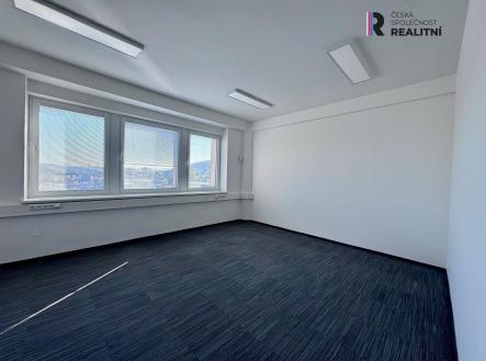 Pronájem kanceláře, 30 m² obrázek