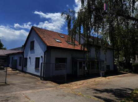 Pronájem výrobní prostor, 784 m²