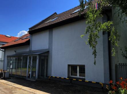 Pronájem výrobní prostor, 784 m²