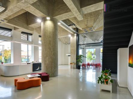 Pronájem kanceláře, 73 m²