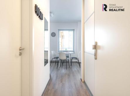 Pronájem bytu, 1+kk, 43 m²