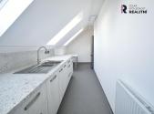 Pronájem bytu, 3+1, 77 m²