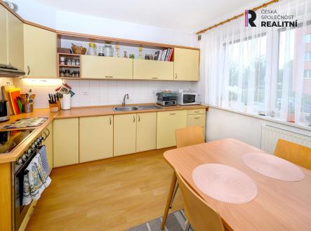 Pronájem bytu, 3+1, 90 m²