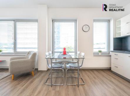Pronájem bytu, 1+kk, 42 m²
