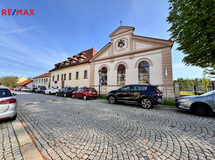 Prodej - historický objekt, 1 099 m²
