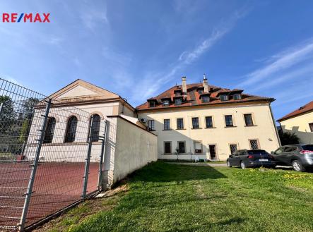 Prodej - historický objekt, 1 099 m²