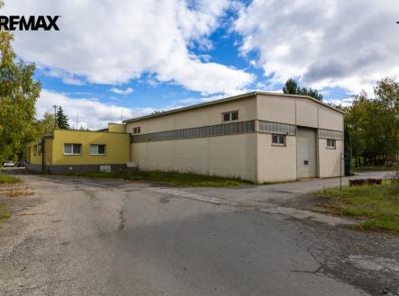 Prodej výrobní prostor, 1 033 m²
