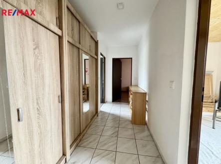 Prodej obchodní prostor, 313 m²