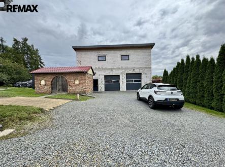 Prodej výrobní prostor, 313 m²