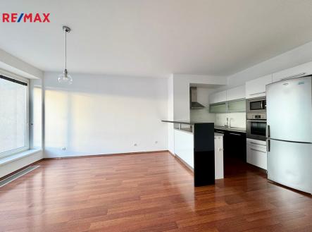 Pronájem bytu, 3+kk, 100 m²