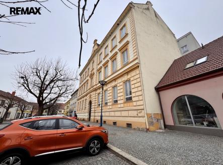 Prodej kanceláře, 2 126 m²