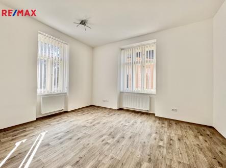 Pronájem bytu, 2+kk, 87 m²