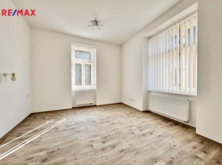 Pronájem bytu, 2+kk, 87 m²