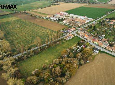 Prodej pozemku pro bydlení, 1 211 m²