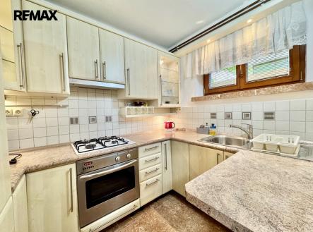 Pronájem bytu, 2+kk, 48 m²