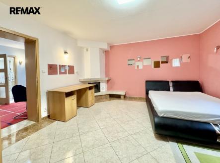 Pronájem bytu, 2+kk, 48 m²