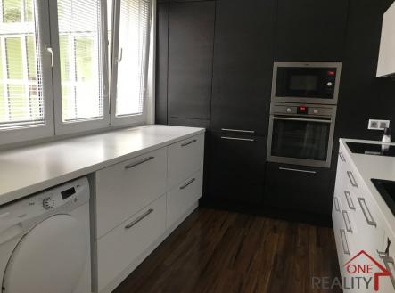 Pronájem bytu, 4+kk, 85 m²