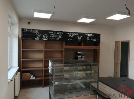 Pronájem obchodní prostor, 56 m²