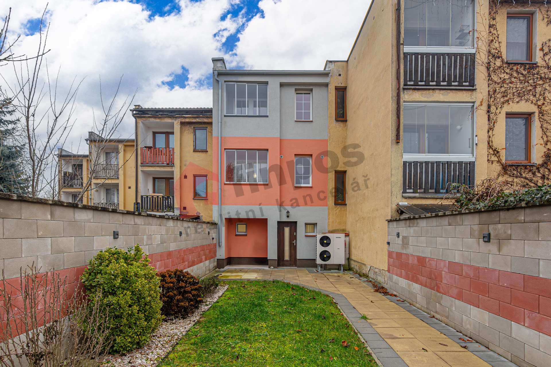 Prodej RD 4+1/4Lodžie+garaž 149m2, pozemek 408m2, Býkev u Mělníka