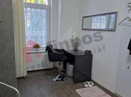 Pronájem komerčního objektu, výroba, 98 m²
