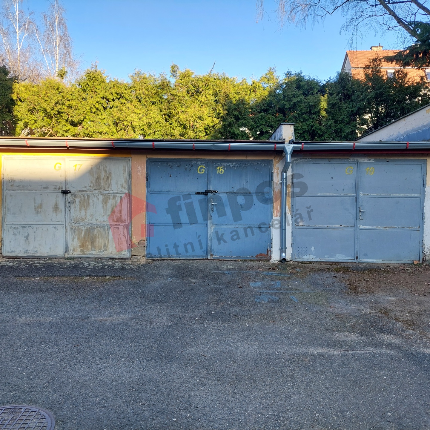 Pronájem garáže 14 m2, Plzeň - Jižní Předměstí