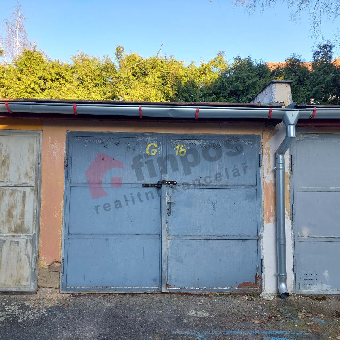 Pronájem garáže 14 m2, Plzeň - Jižní Předměstí