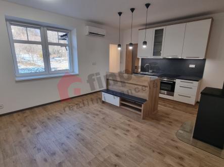 Prodej bytu, 2+1, 75 m²