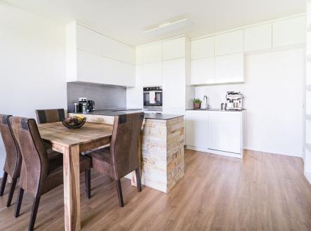 Prodej bytu, 3+kk, 65 m²