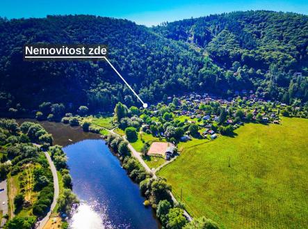 Prodej pozemku pro bydlení, 710 m² obrázek