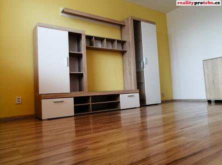 Pronájem bytu, 1+1, 27 m²