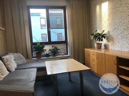 Pronájem bytu, 2+kk, 42 m²