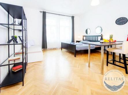 Pronájem bytu, 1+kk, 33 m²