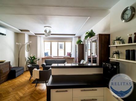 Pronájem bytu, 4+kk, 142 m²