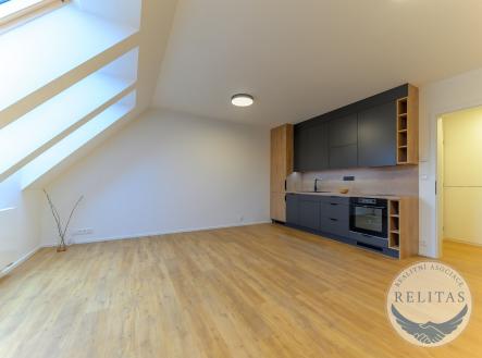 Pronájem bytu, 1+kk, 36 m²