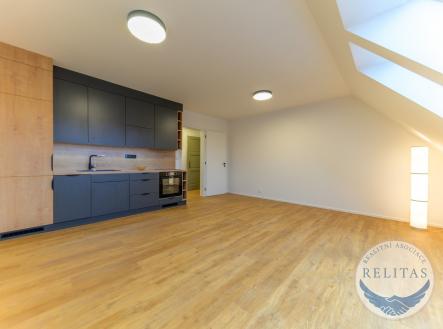 Pronájem bytu, 1+kk, 36 m²