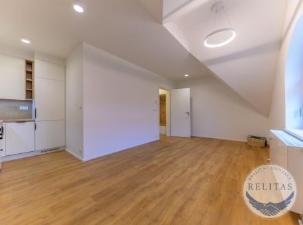 Pronájem bytu, 1+kk, 31 m²