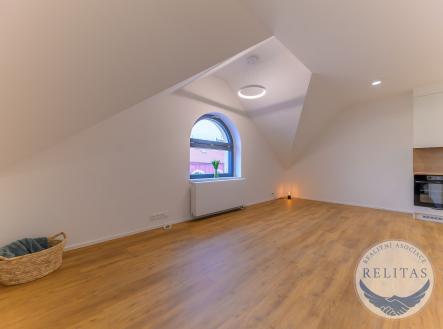 Pronájem bytu, 1+kk, 31 m²