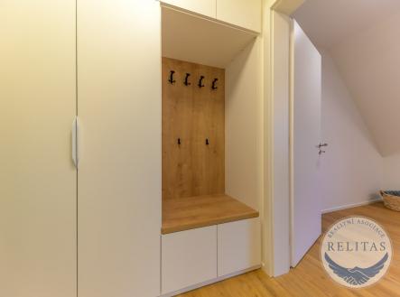 Pronájem bytu, 1+kk, 31 m²