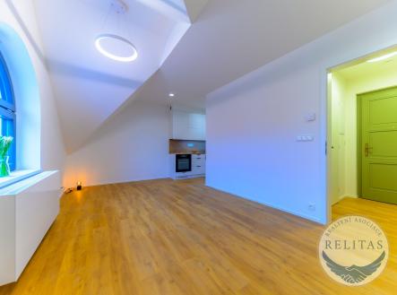 Pronájem bytu, 1+kk, 31 m²