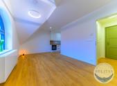 Pronájem bytu, 1+kk, 31 m²