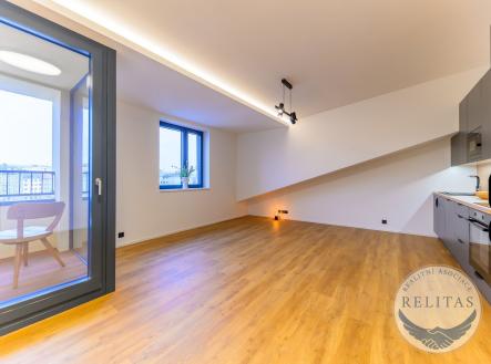 Pronájem bytu, 2+kk, 73 m²