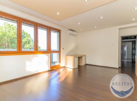 Pronájem bytu, 3+1, 85 m²