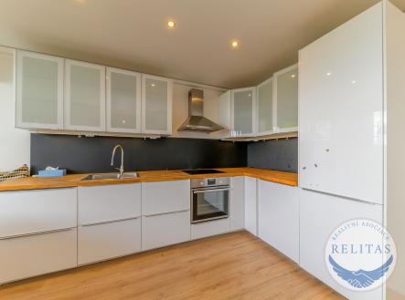 Pronájem bytu, 3+kk, 89 m²